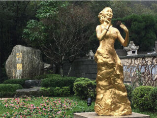 筠園-鄧麗君墓園