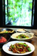 飛月小館