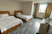 名仕旅舘