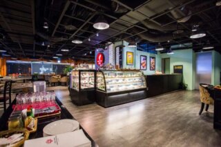 王朝大酒店