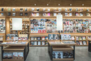 TSUTAYA BOOKSTORE 信義店
