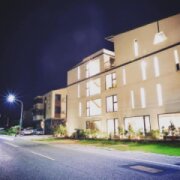 依山村驛