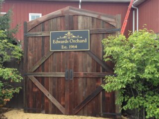 Edwards Apple Orchard