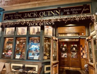 Jack Quinn&#039;s Irish Pub and Restaurant