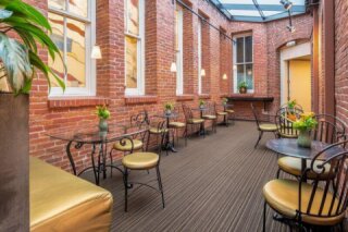 Mark Spencer Hotel