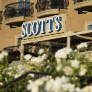 Scott&#039;s Seafood on the River
