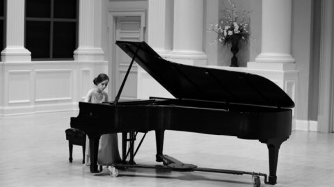 Olivia Jones Piano