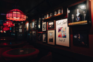 Johnny&#039;s Hideaway