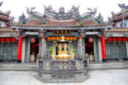 芝山巖惠濟宮