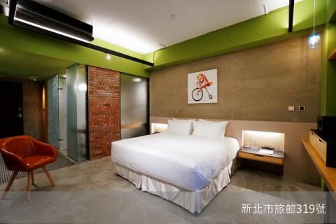 「人之所以愛旅行，不是為了抵達目的地，而是為了享受旅途中的種種樂趣。」____德國大文豪歌德THINKER HOTEL 在充滿人文氣息的鶯歌陶瓷老街上結合藝術、美學的創意旅店。