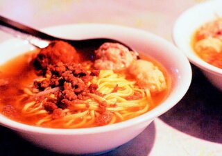 鹿港黑松趩仔麵