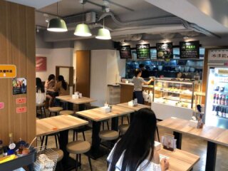餃子樂信義店