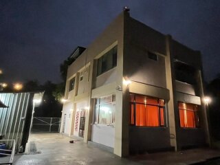 搜尋方式有四種:Google Maps : 三義觀心農舍台灣旅宿網 : 苗栗縣民宿 470號臉書 : 三義觀心農舍直接電話問 : 037-878966
