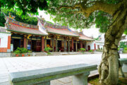 劍潭古寺